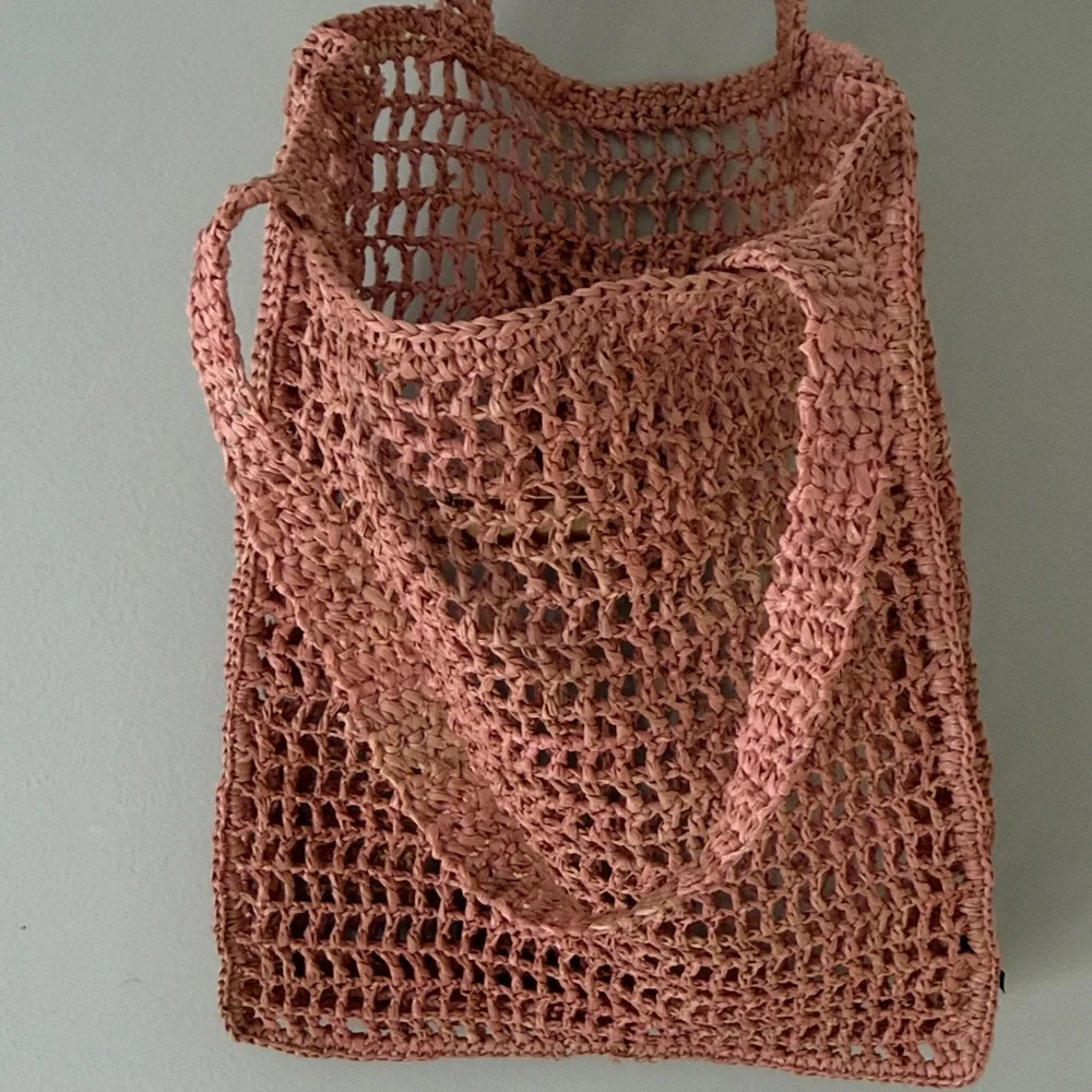BTB‎ Los Angeles Coral Heart Market Tote Bag